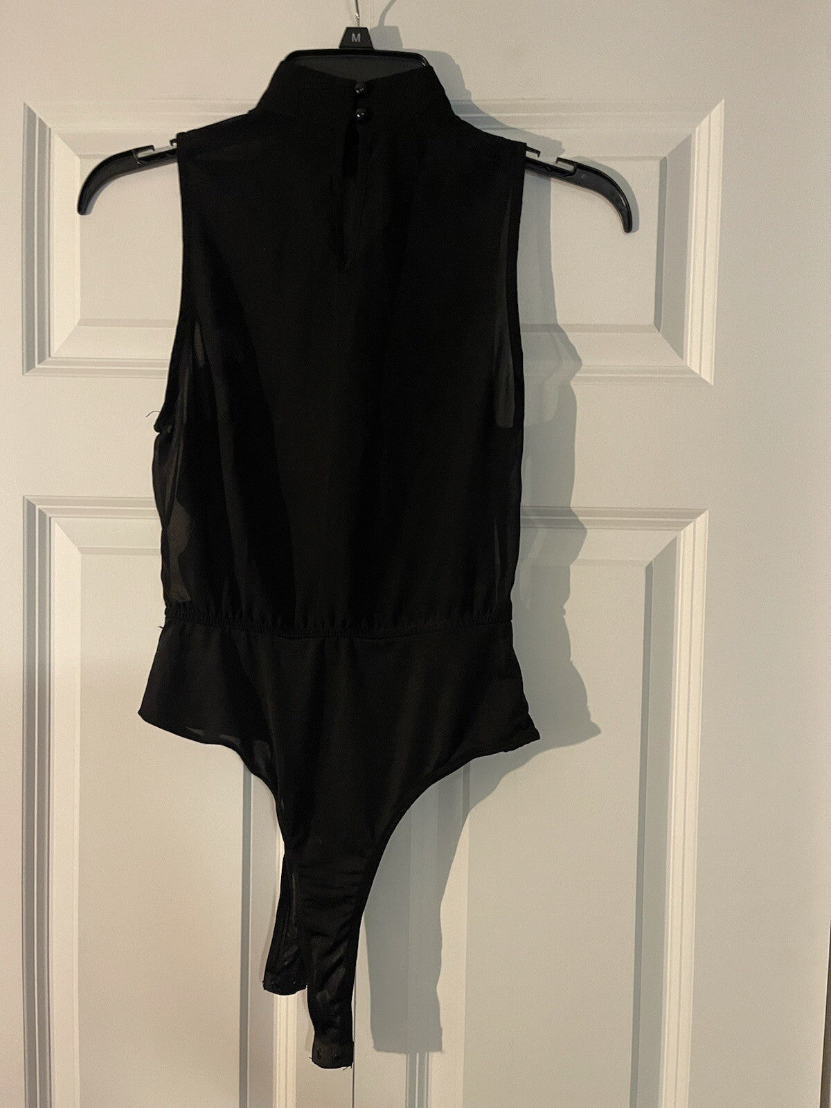 Pretty Little things sleeveless bodysuit Size 6 Black Multicolor Floral