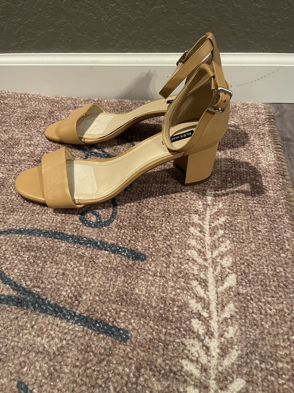 Alex Marie brown strappy heel size 10 