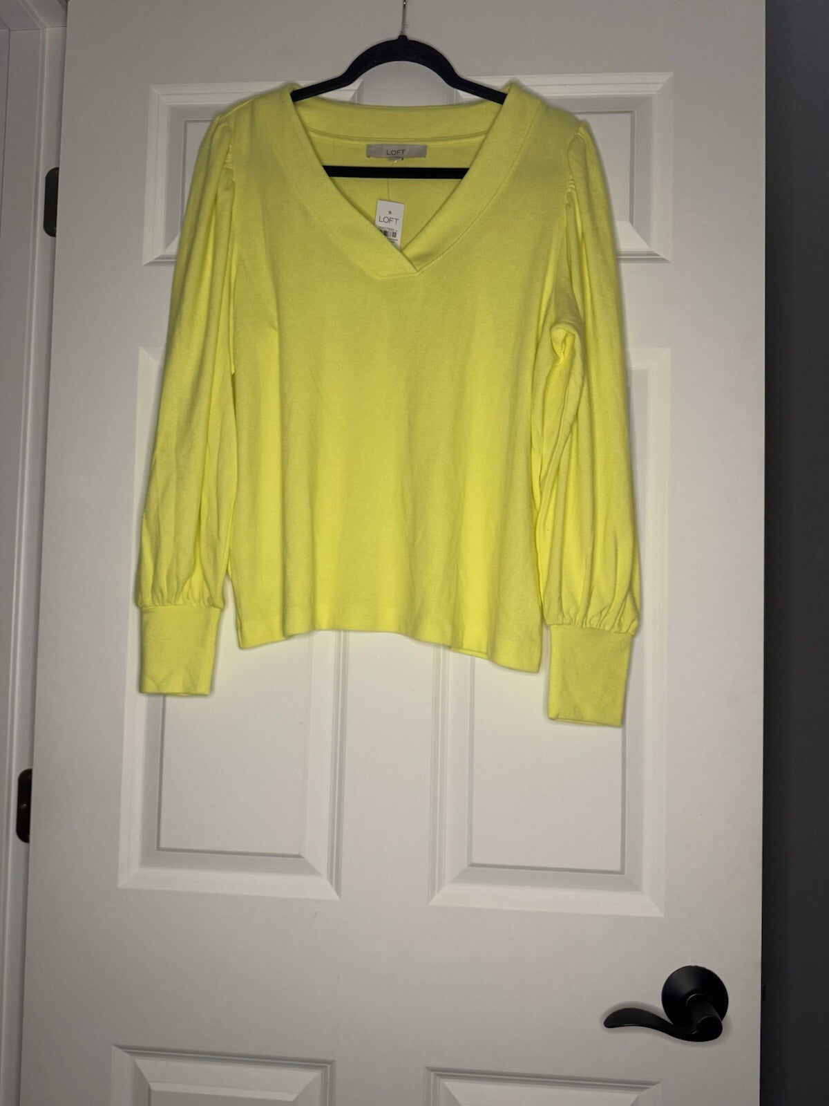Loft Long Sleeve V Neck Top Large Yellow Cinch Shoulders Large Nwt So Soft