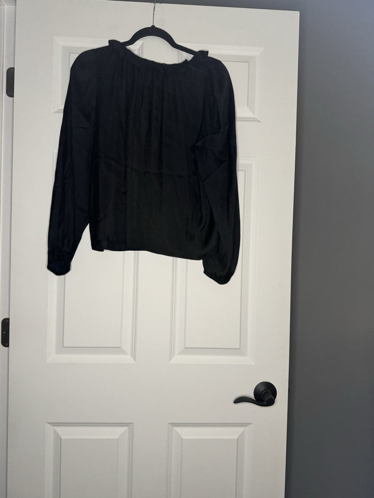 J Crew Long Sleeve Blouse Ruffles Around Collar Large Black Nwt Msrp 79.50