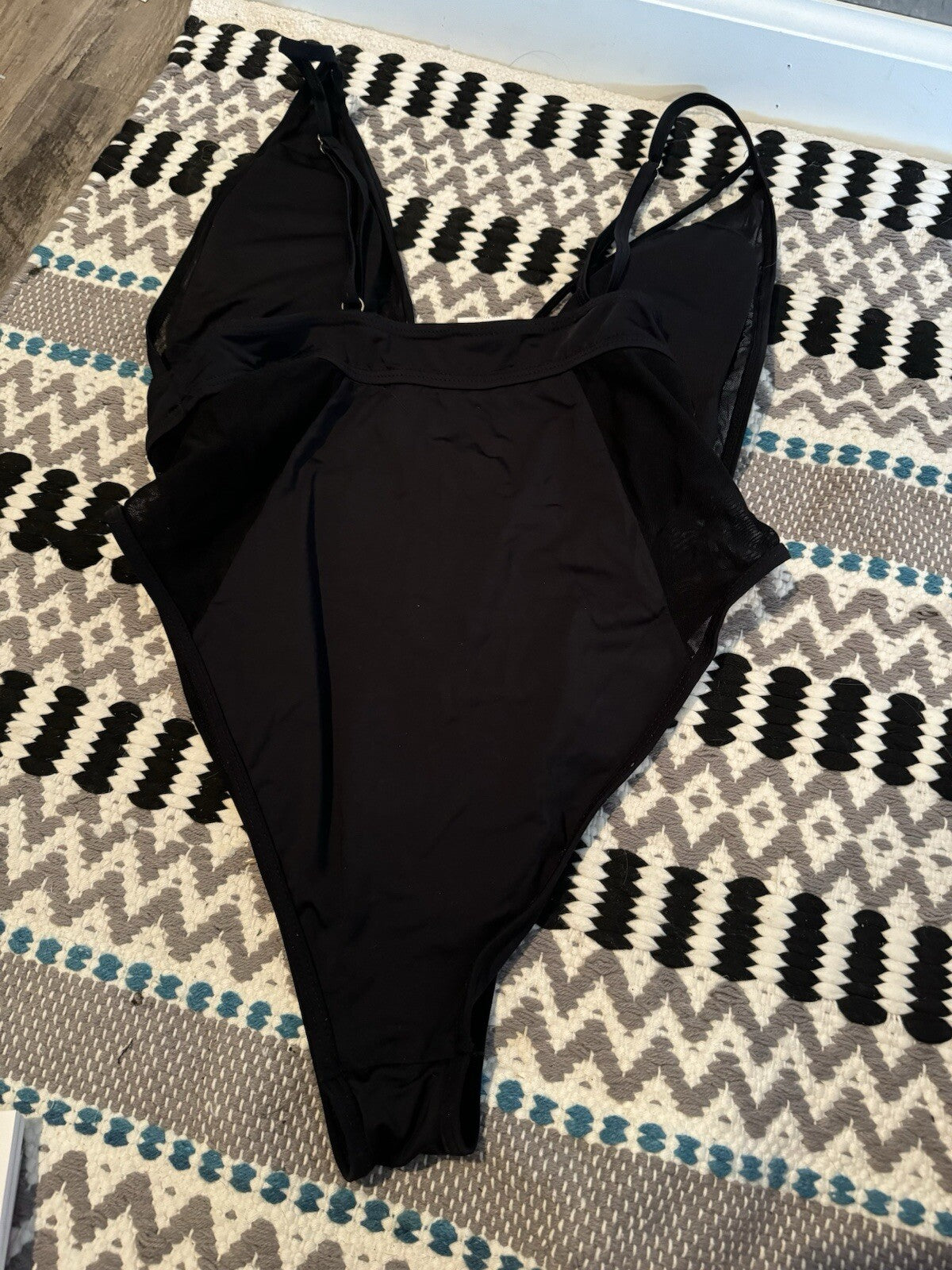 Beachjoy One Piece Swimsuit Large Black W Mesh On Sides And Top 