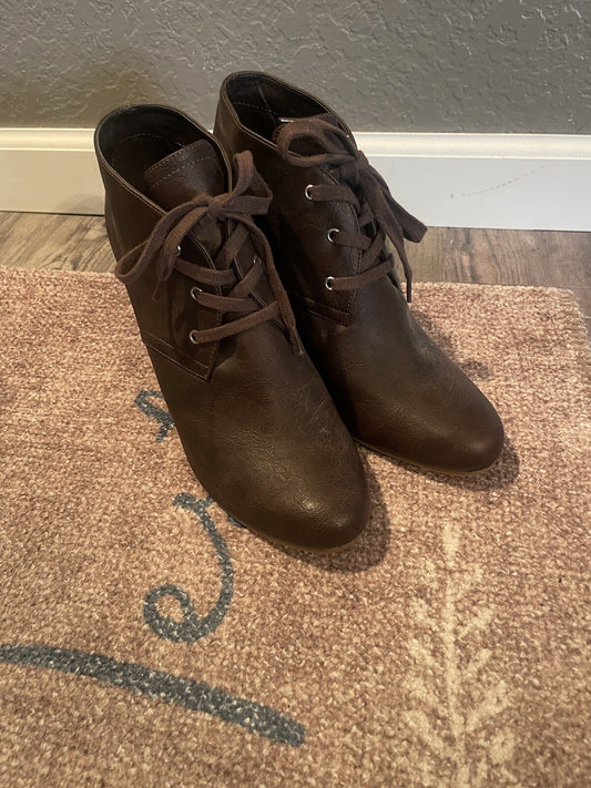 Dv8 Dolce Vita Booties Brown Size 10 Brand New
