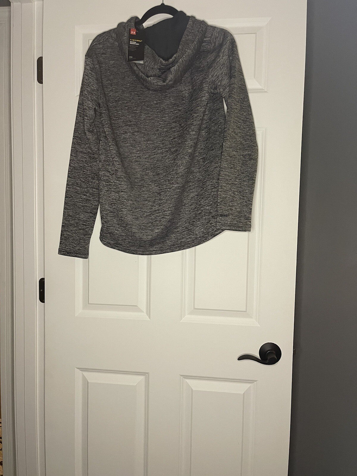 Under Armour Hooded Sweatshirt Heathered Gray With Pink Logo New With Tags Small