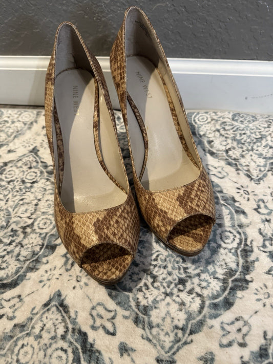 Nine West Snakeskin Peep Toe Pumps Brown Taupe 9
