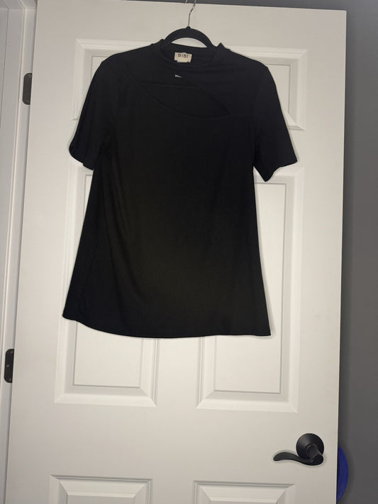 Bibi Short sleeve Ribbed Top Black W Chest Cut Outs Large 