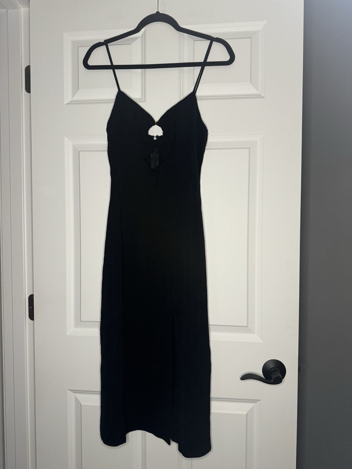 Forever 21 Sleeveless Dress W Chest Cut Out Slit In Side Small Black Nwt