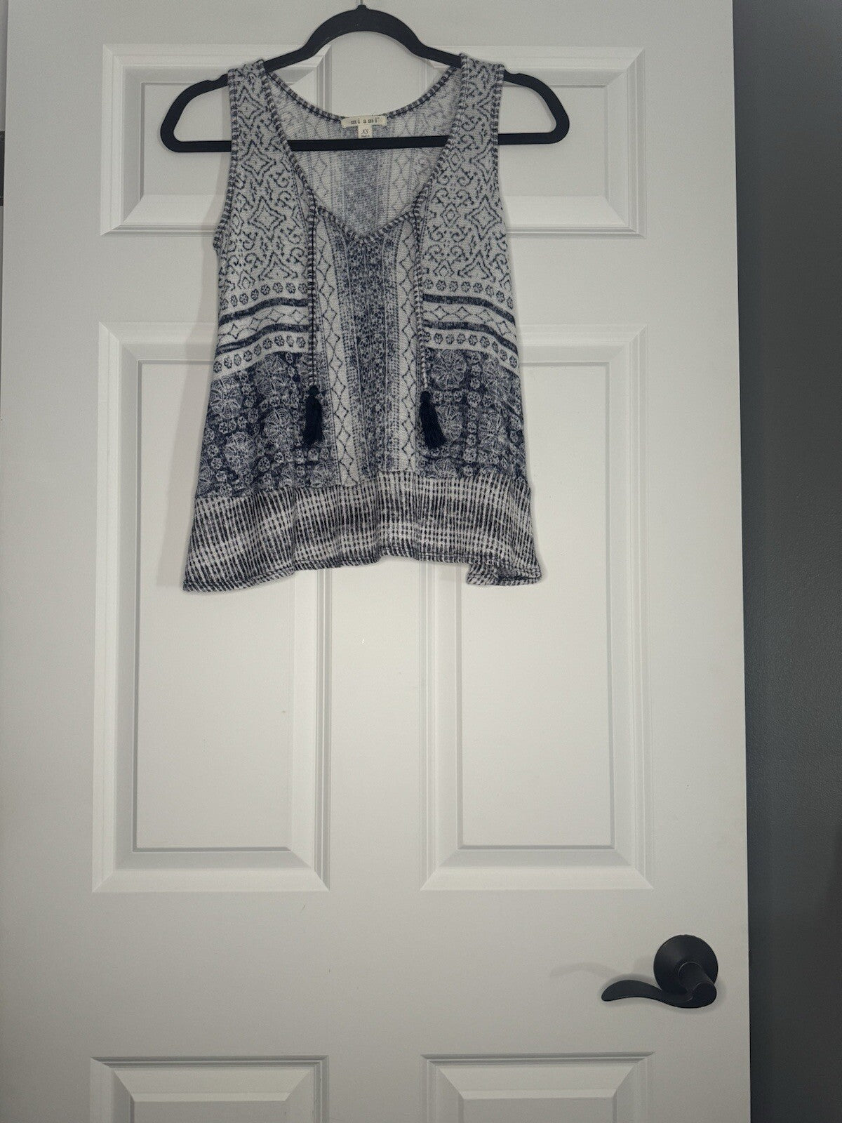 Miami Sleeveless Blouse XS Blue White Print 