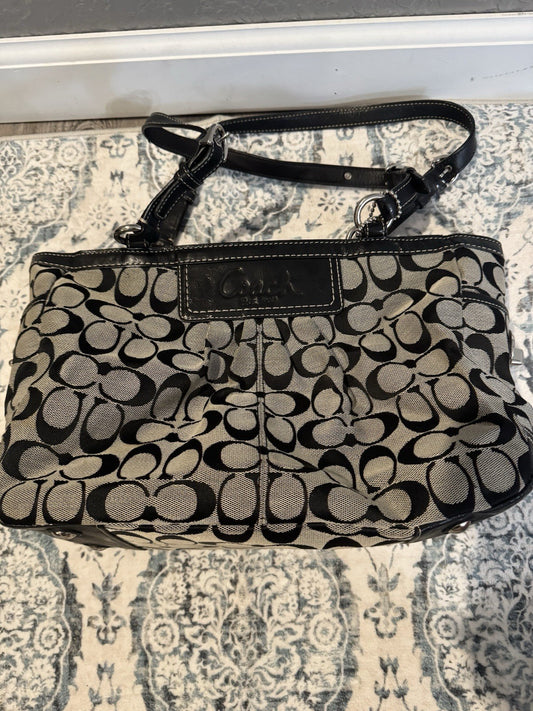 Coach Purse Black Beige Logo In Excellent Condition Additional Strap Dust Cover