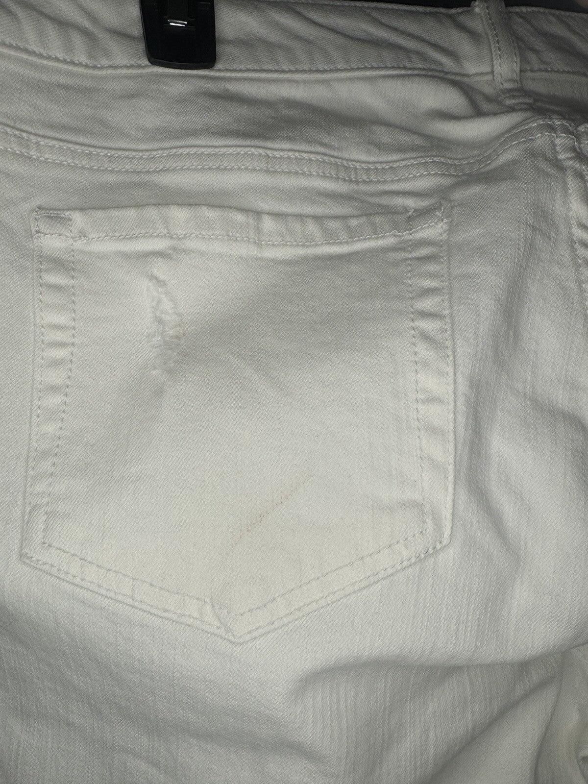 Torrid Boyfriend Fit Jeans Off White Size 18 Distressed Nwt Small Mark On Back 