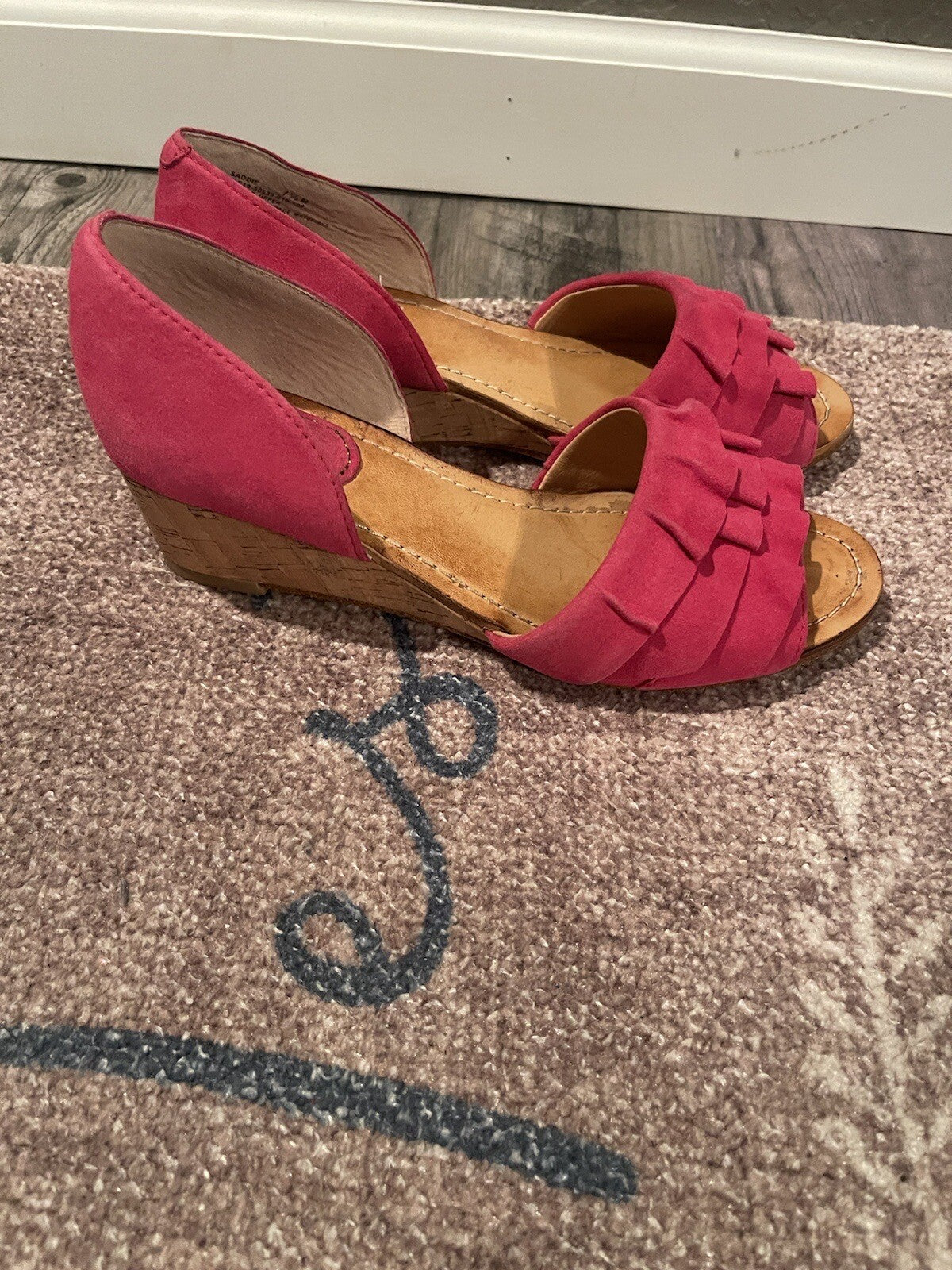 Lucca Lane Wedge Peep Toe Shoes Size 7.5