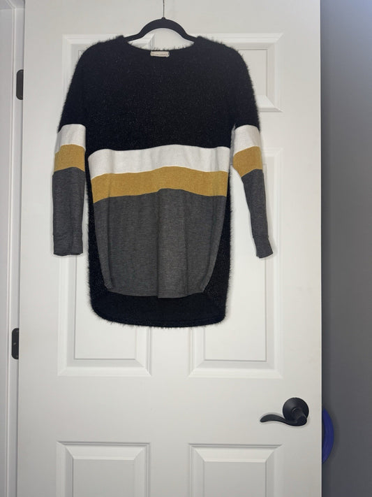 Raw Edge Long Sleeve Top Small Black Metallic Mustard Gray White 
