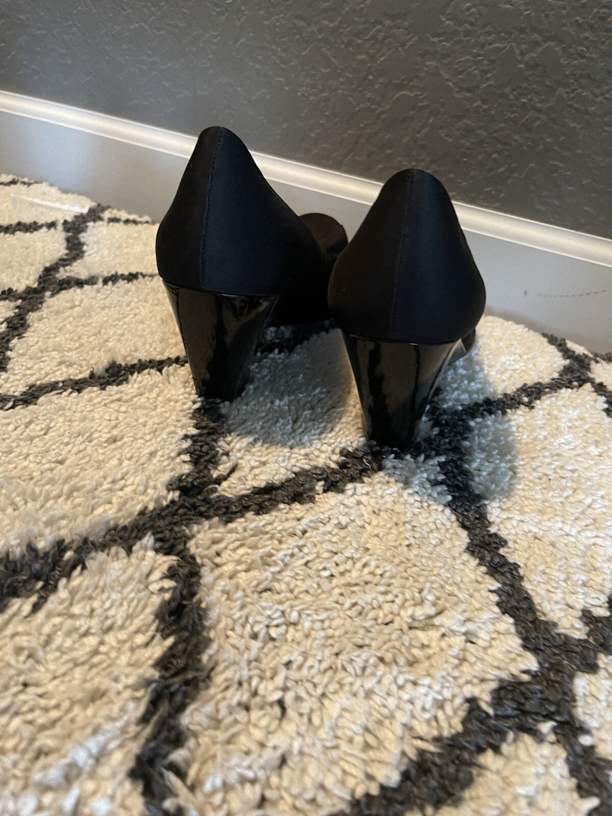 Bandolino Black Peep Toe Heels Size 9