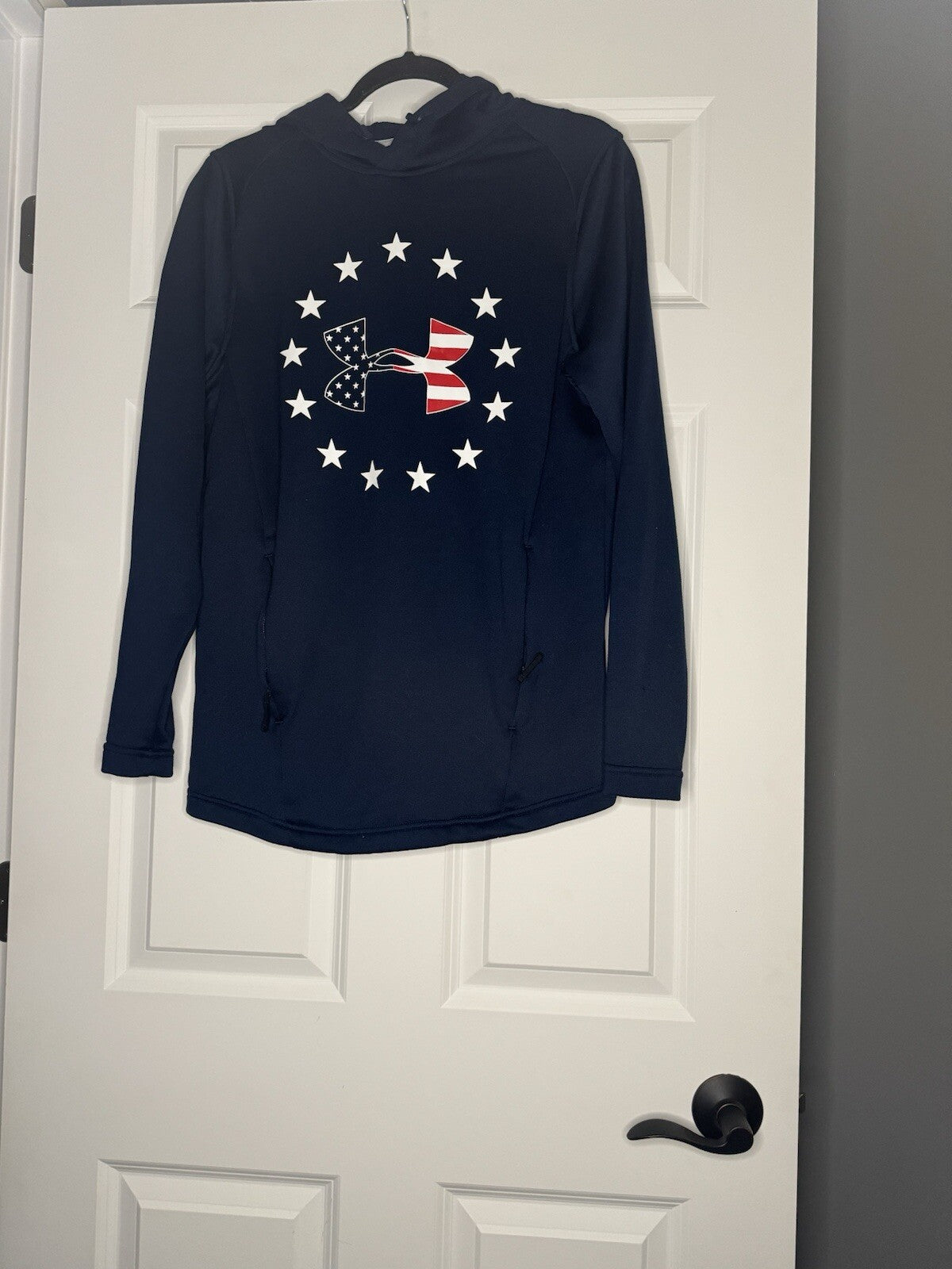 Under Armour Fitted Hooded Sweatshirt Small Navy Red White Blue Stars 