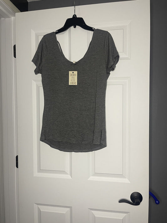 Pink Rose short sleeve blouse gray large NWT 
