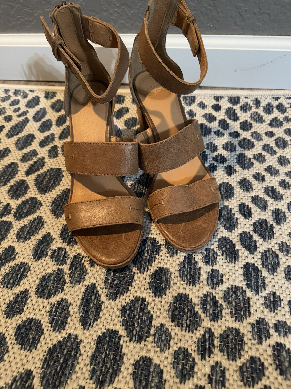 Frye And Co Strappy Heel Sandals 7.5 Brown