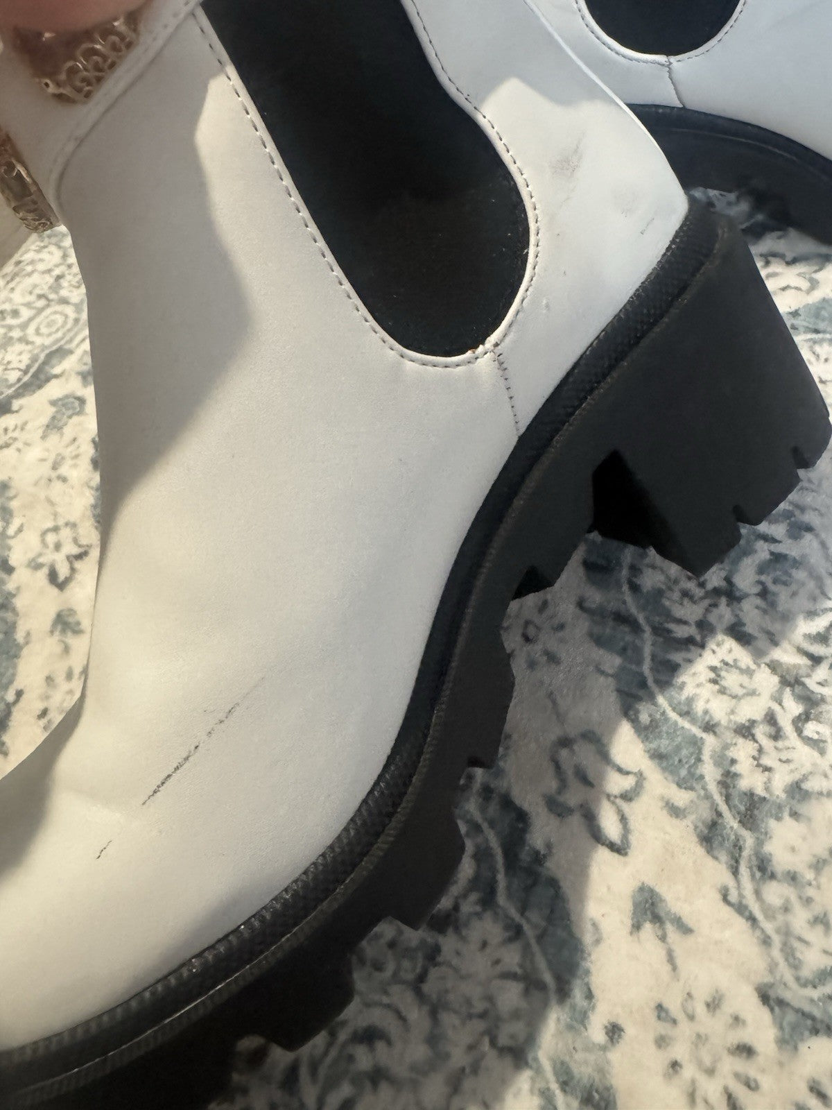 Steve Madden Boots Size 7.5 White With Gold Beading Some Markings As Shown On In