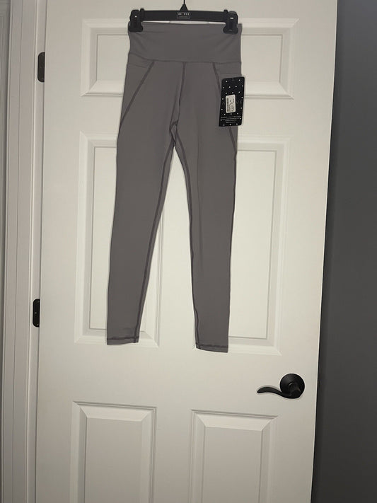 Vie Activewear Leggings Ultra Flow Flattering laugh out Gray Small Nwt 