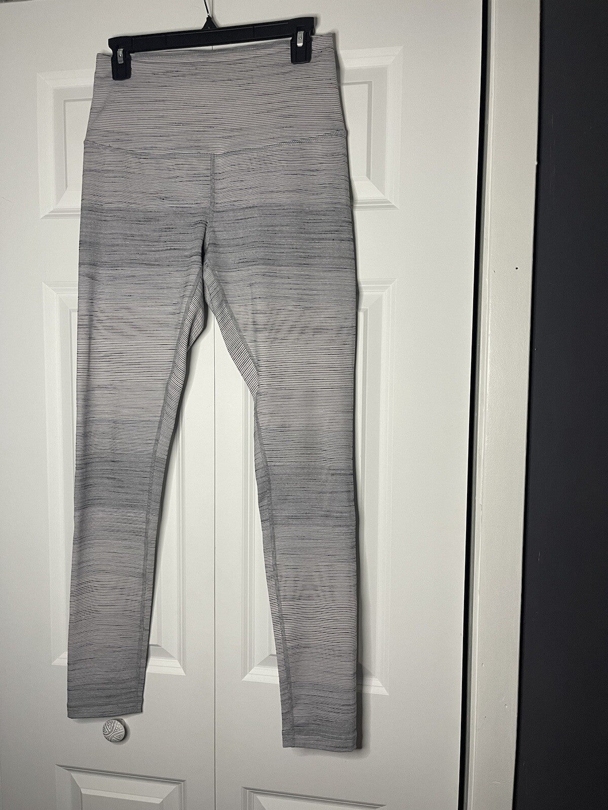 Zella leggings gray striped medium 