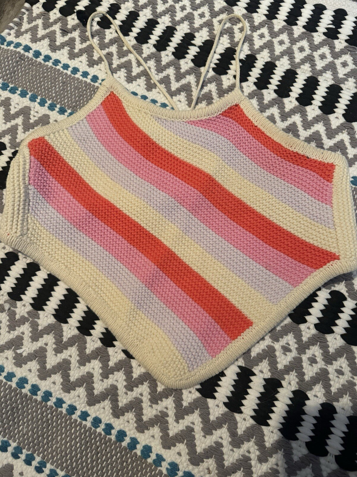 Le lis Sleeveless Crochet Crop Top Small Cream Pink Coral Purple 