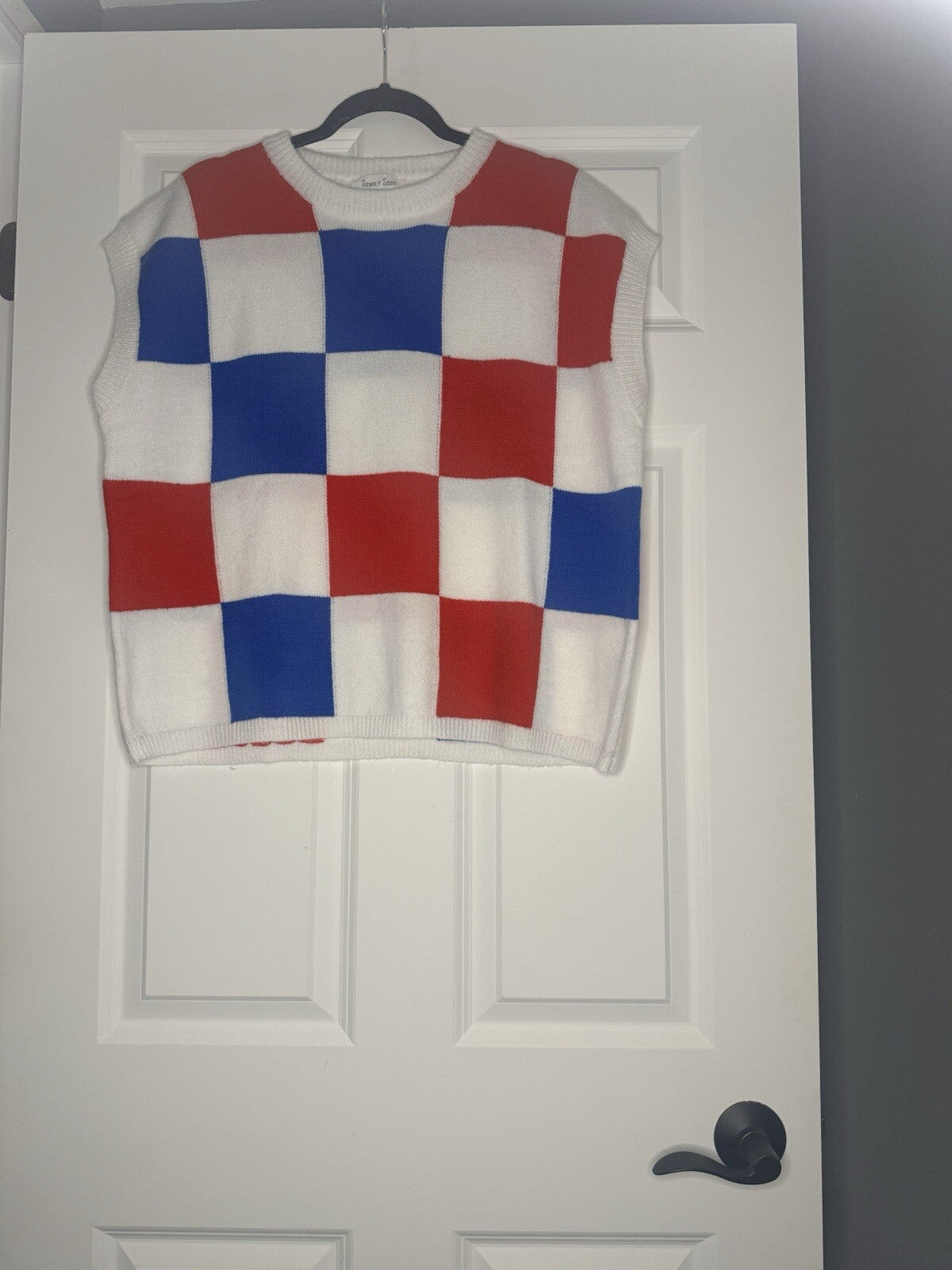 Sewn And Seen Sleeveless Sweater Medium White Red Blue Check