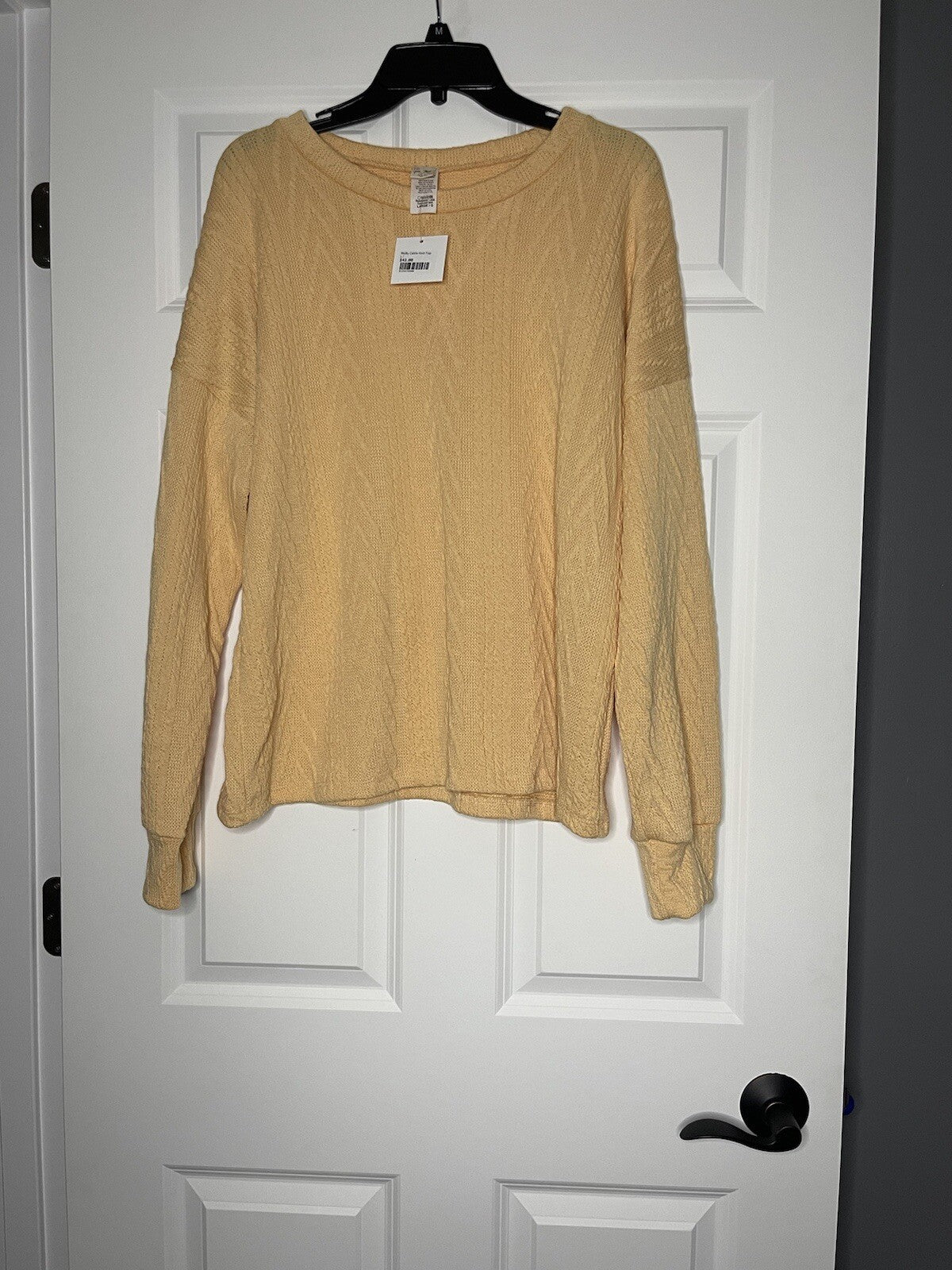 7th Ray molly cable knit top orange large NWT