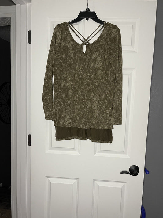 Umgee long sleeve blouse small brown print NWT