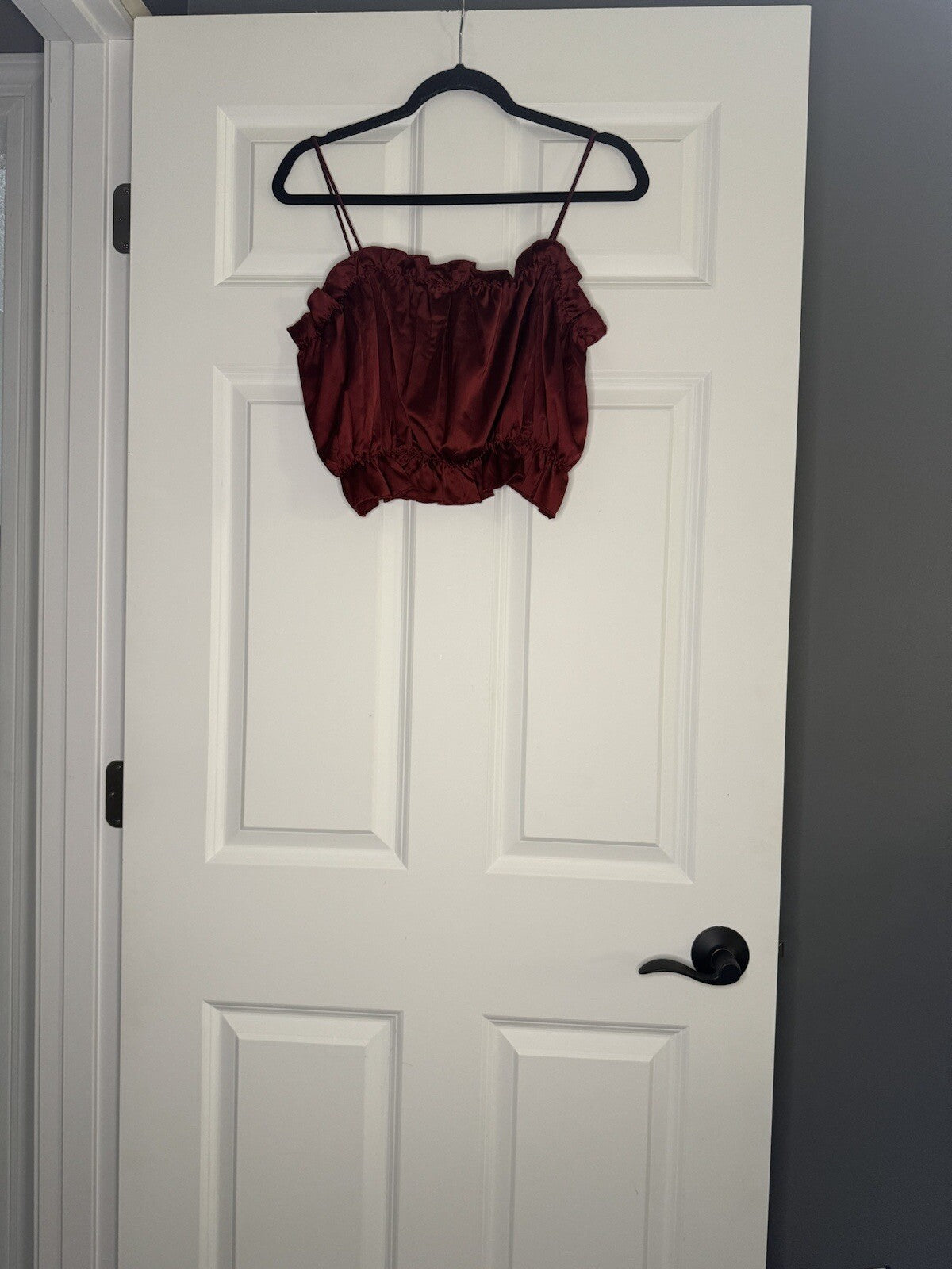 SHEIN Crop Ruffle Top Tank Maroon Large