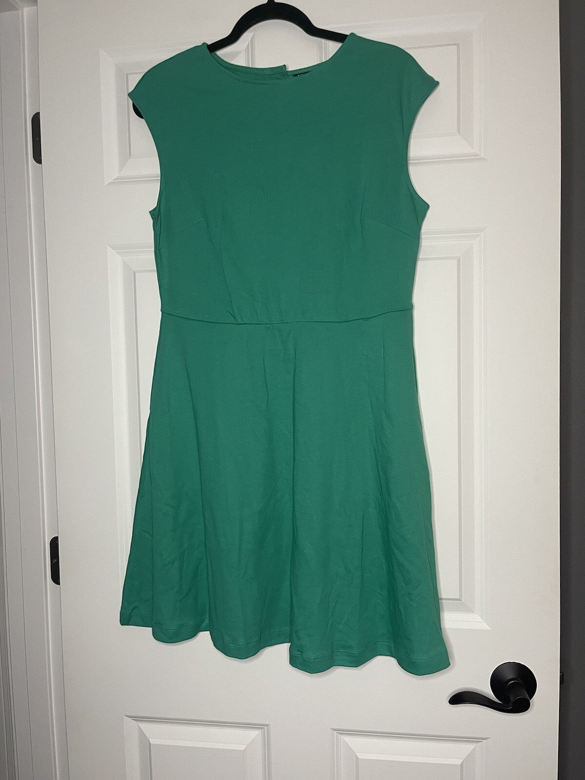 New York And Company Dress Large Green With Decor Buttons Up Back 