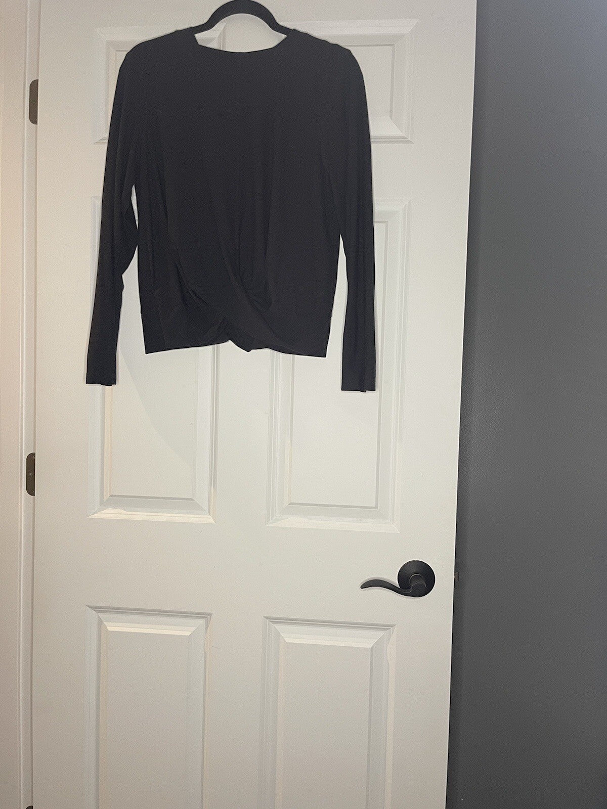 Old Navy Active Breathe Long Sleeve Twist Front Large Charcoal 