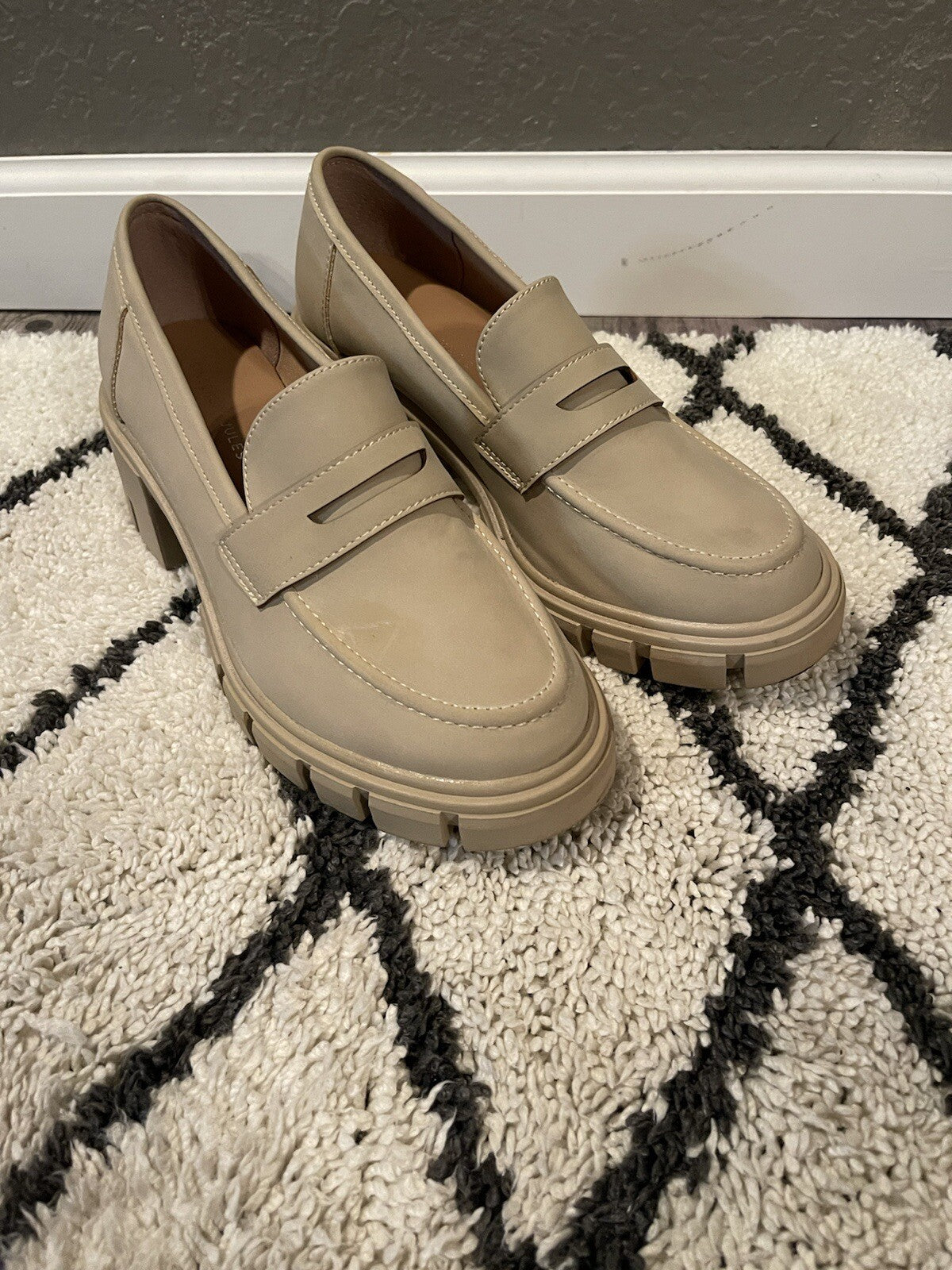 Sincerely Jules Taupe Shoes Size 8 