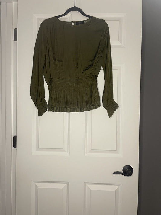 Tahari Long Sleeve Blouse Medium Green Super Cute