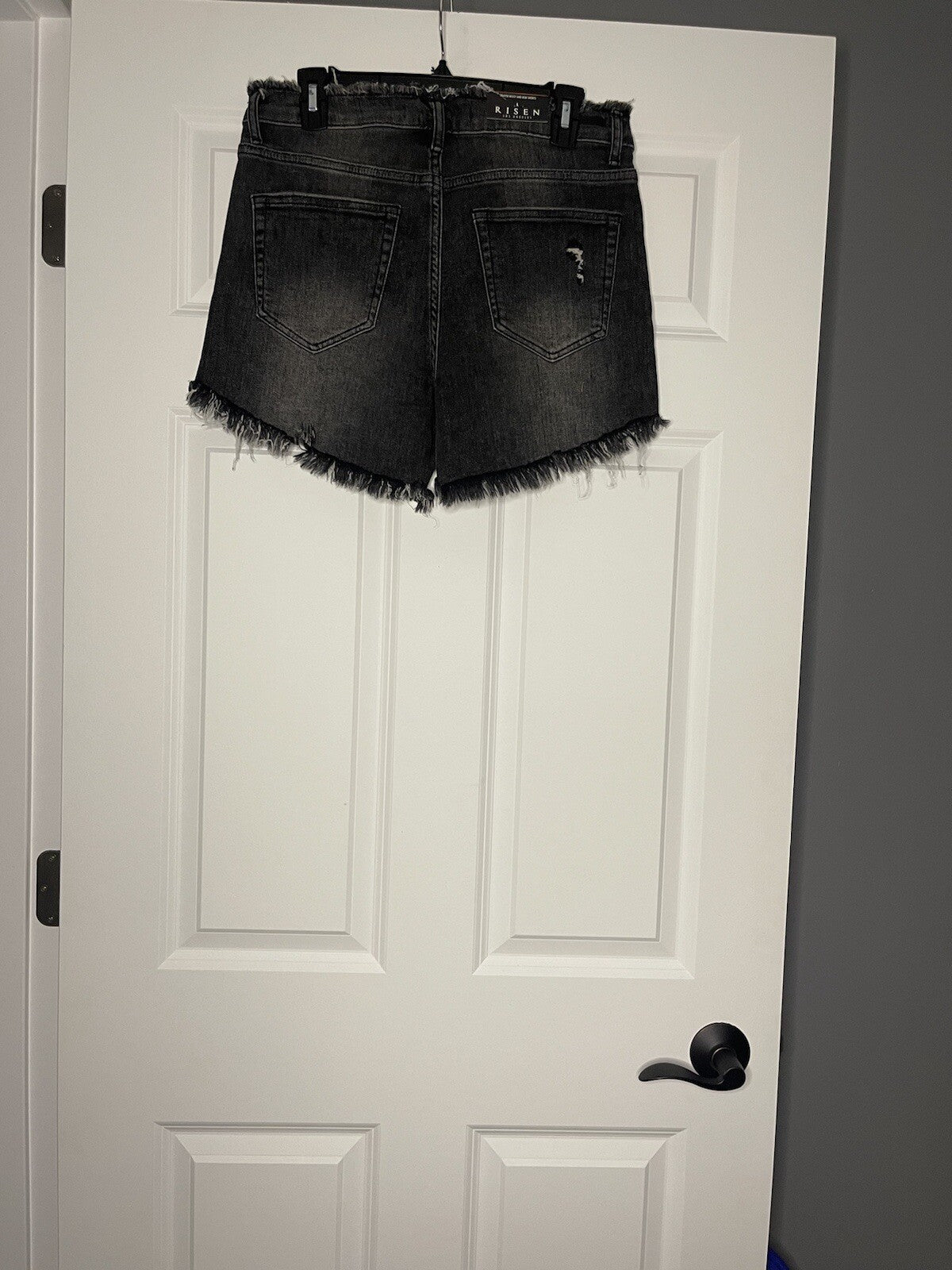 Risen ireland black fray shorts large NWT