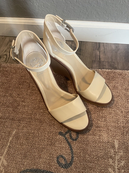 Vince Camuto Strappy Sandals Ivory Size 9 