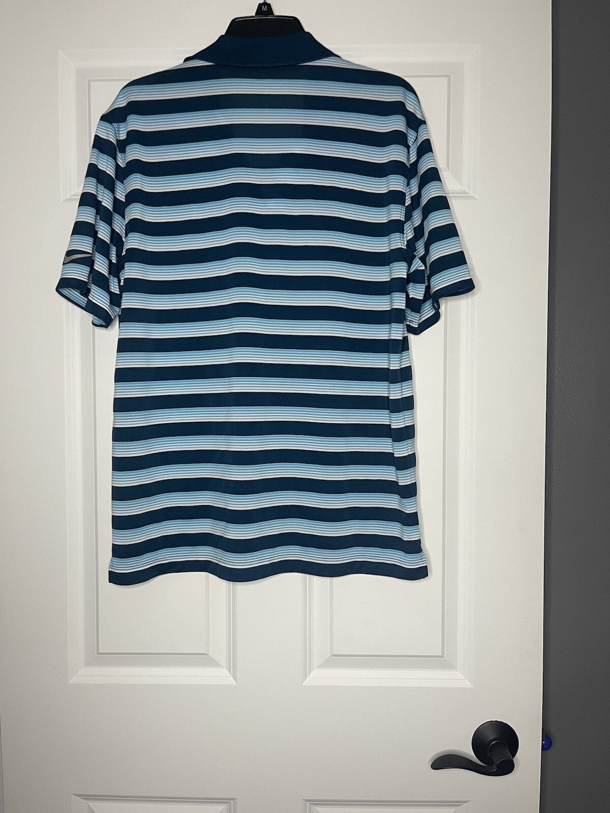 Nike golf dri fit standard fit short sleeve polo medium blue teal white stripe