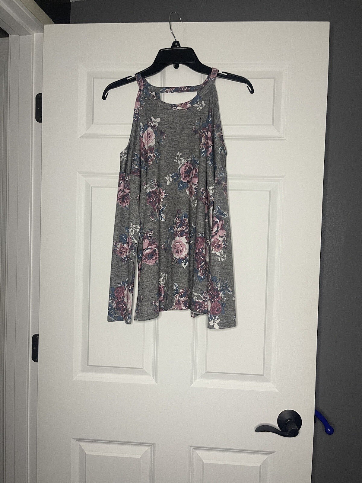 Pink Rose long sleeve blouse with cut out shoulders medium gray w multi floral 