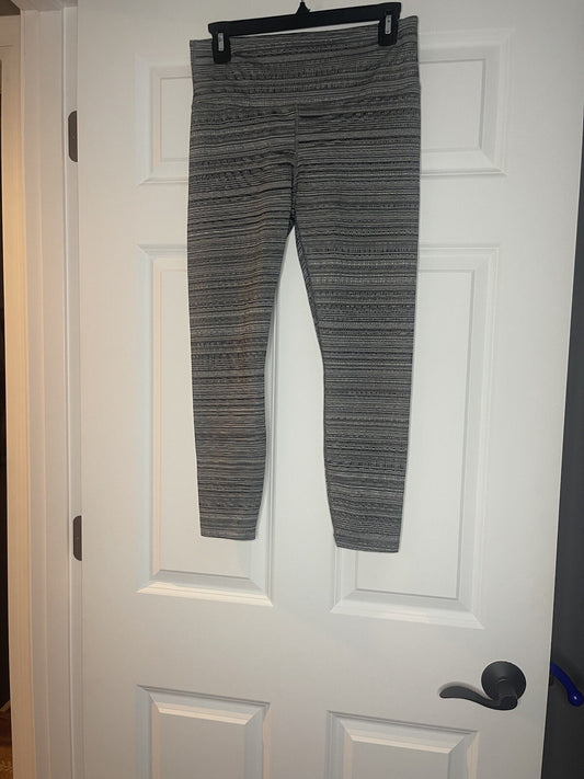 Athleta cropped leggings medium black white stripe print