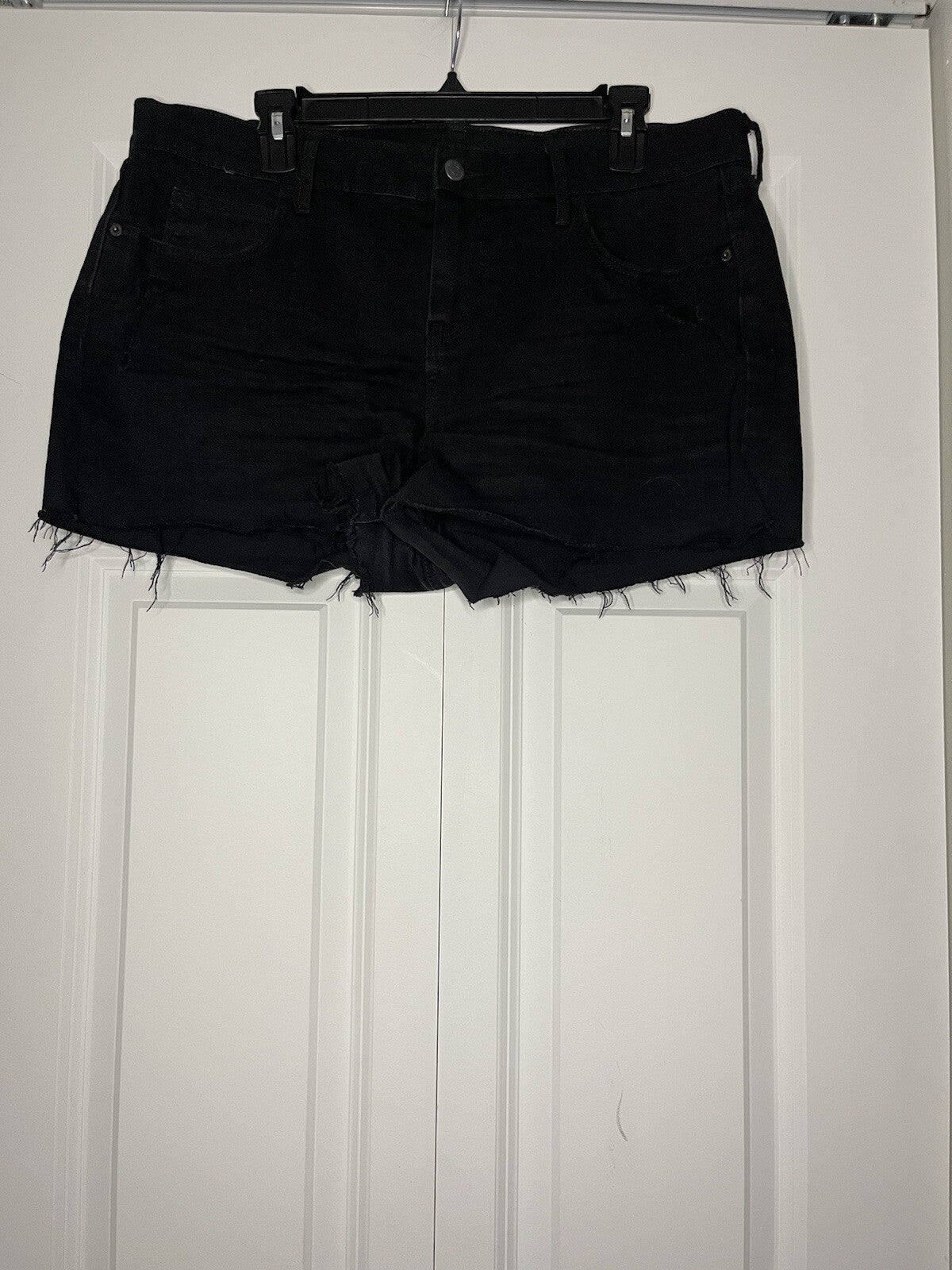 Old Navy boyfriend shorts size 14 black 