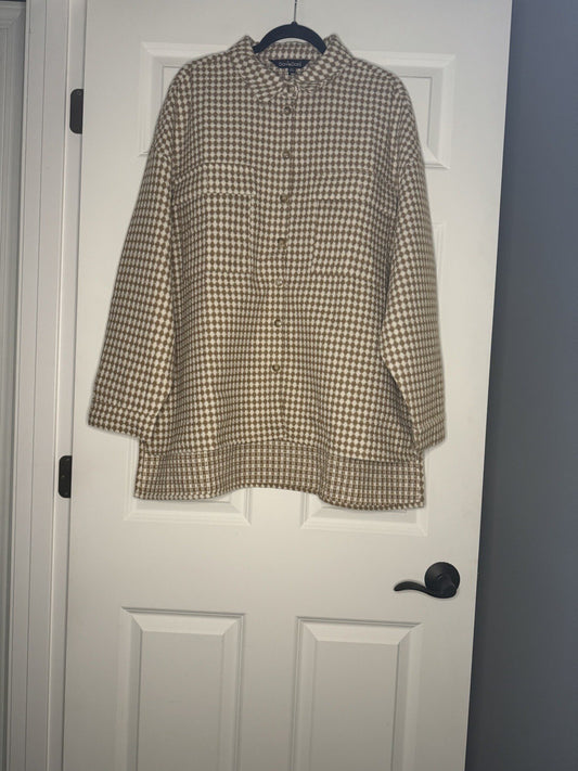 Davi And Dani Shacket 1xl Tan And Cream Print Nwt 