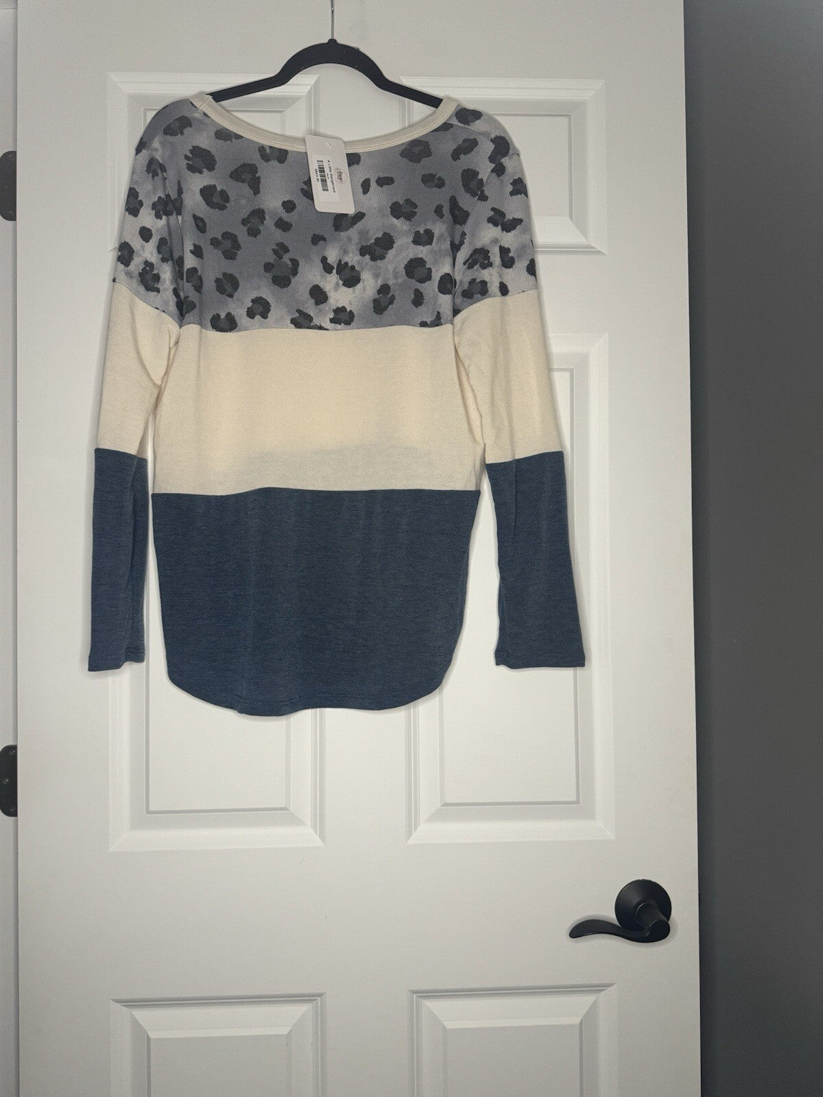 7th Ray Long Sleeve Blouse Xl Cream Blue W Print NWT