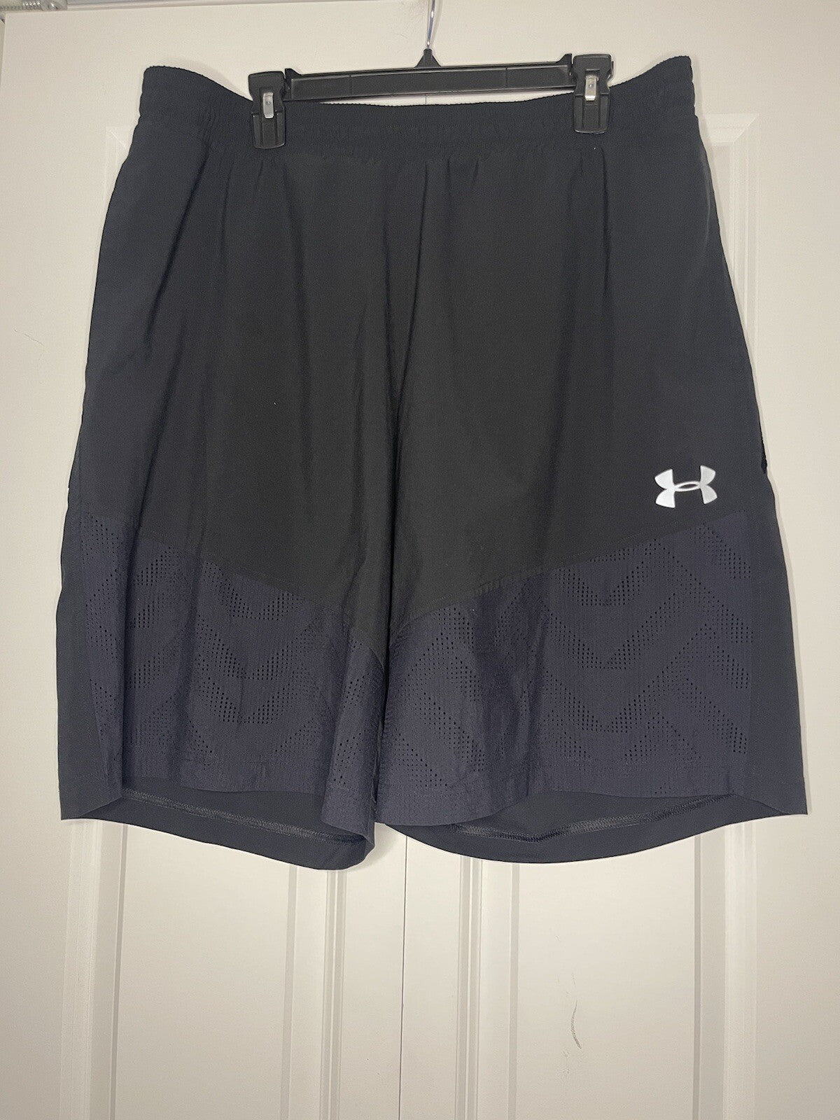 Under armour shorts fitted 2xl black 