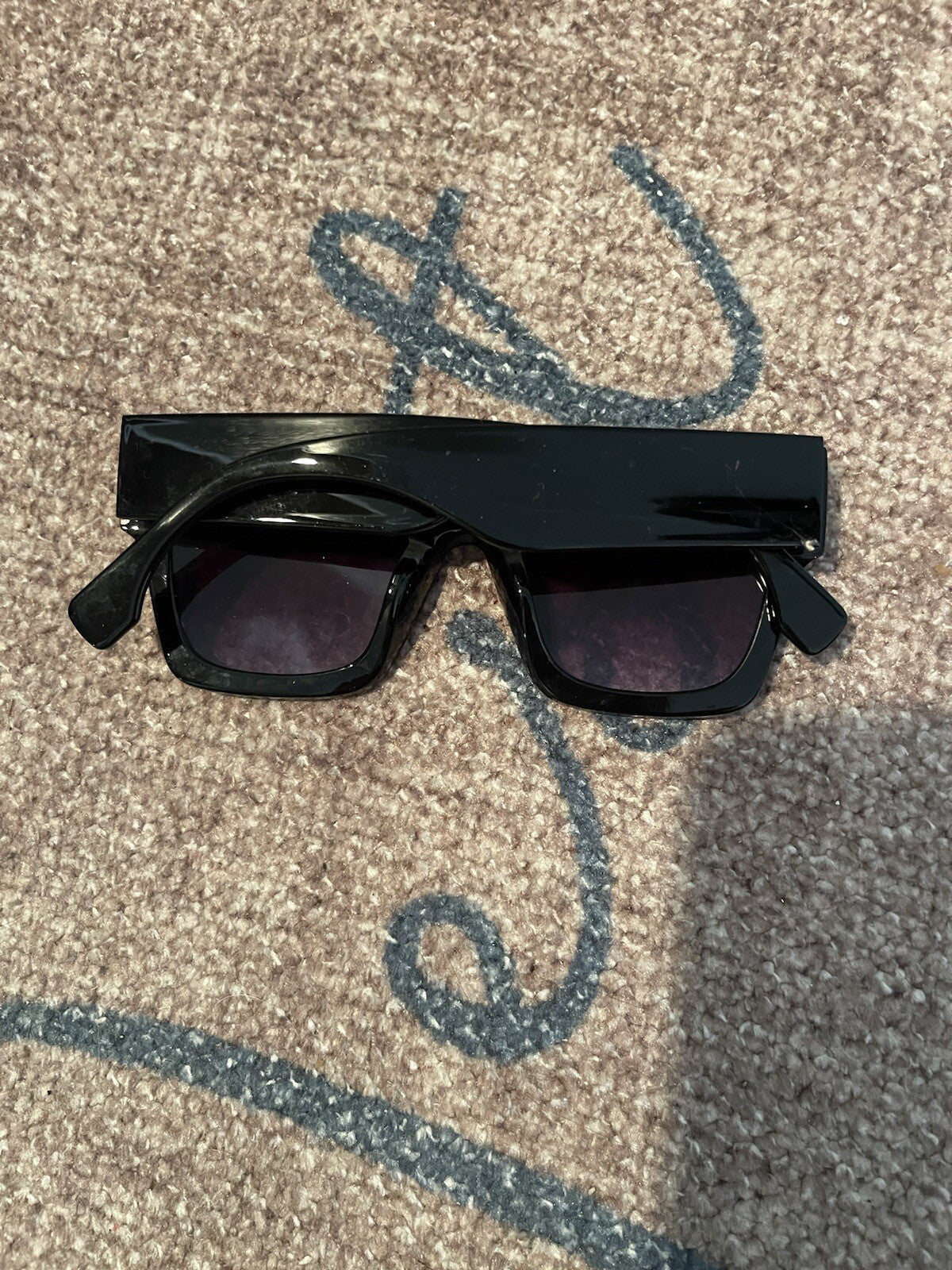Sojo Black Sunglasses