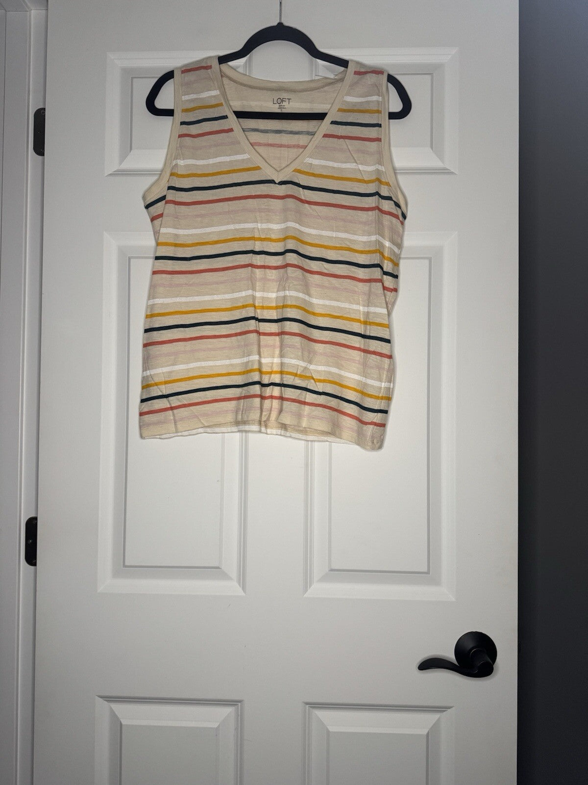 Loft Sleeveless V Neck Blouse Large Beige W Multicolor Stripe Nwt