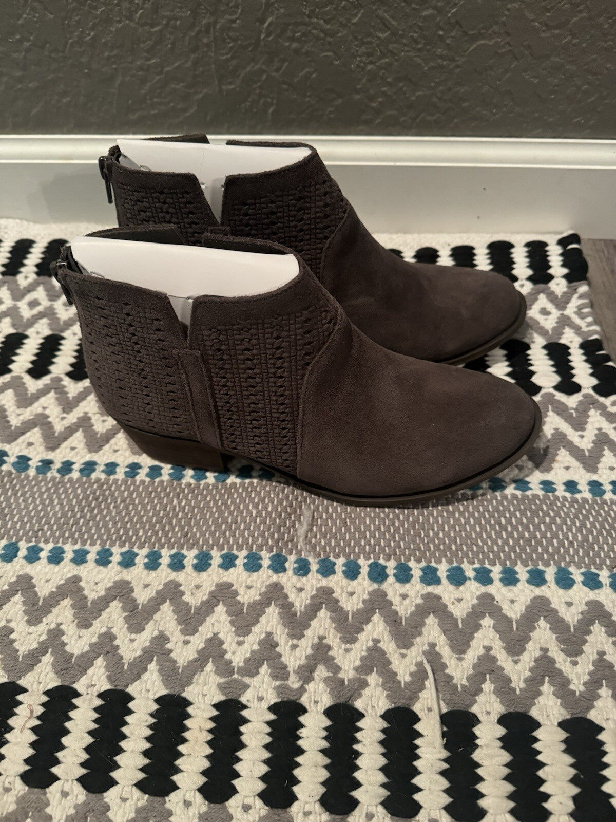 Kensie Dark Gray Booties Size 9 