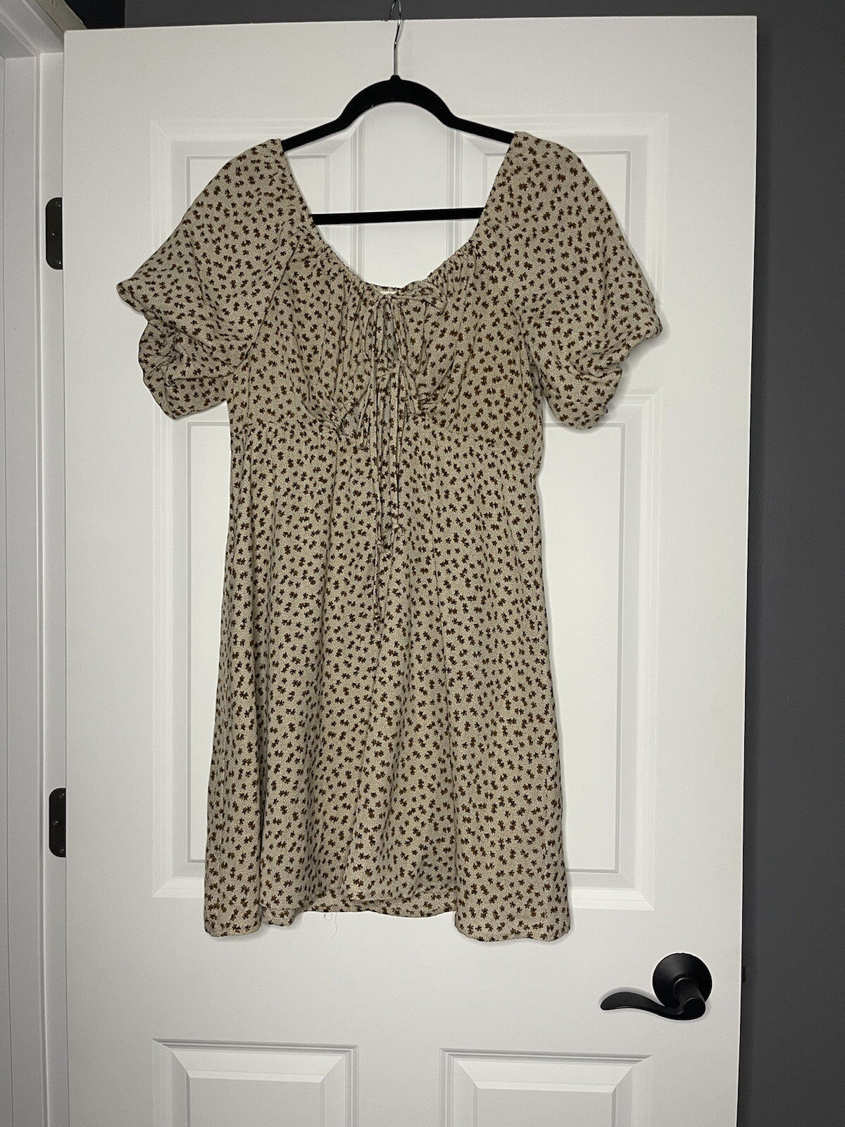 Baevely short sleeve dress large brown beige print 