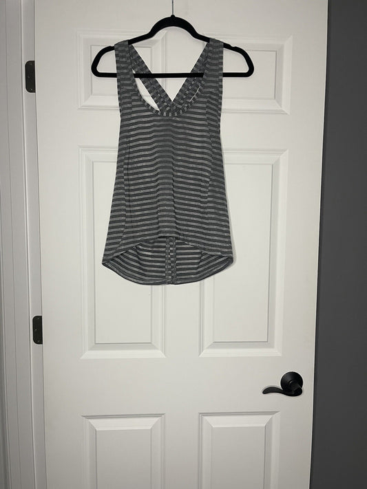 Zyia large tie back tank top gray 