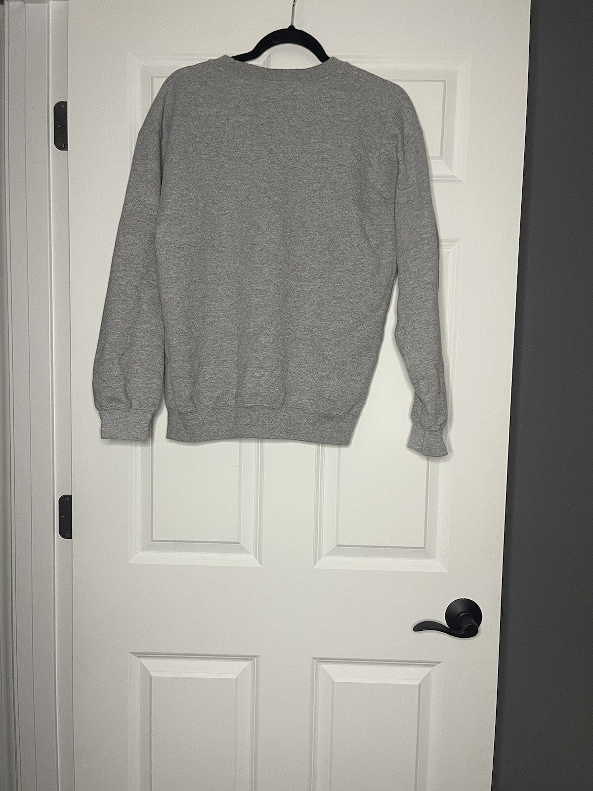 Gildan sweatshirt Merry Christmas ya filthy animal medium gray red white