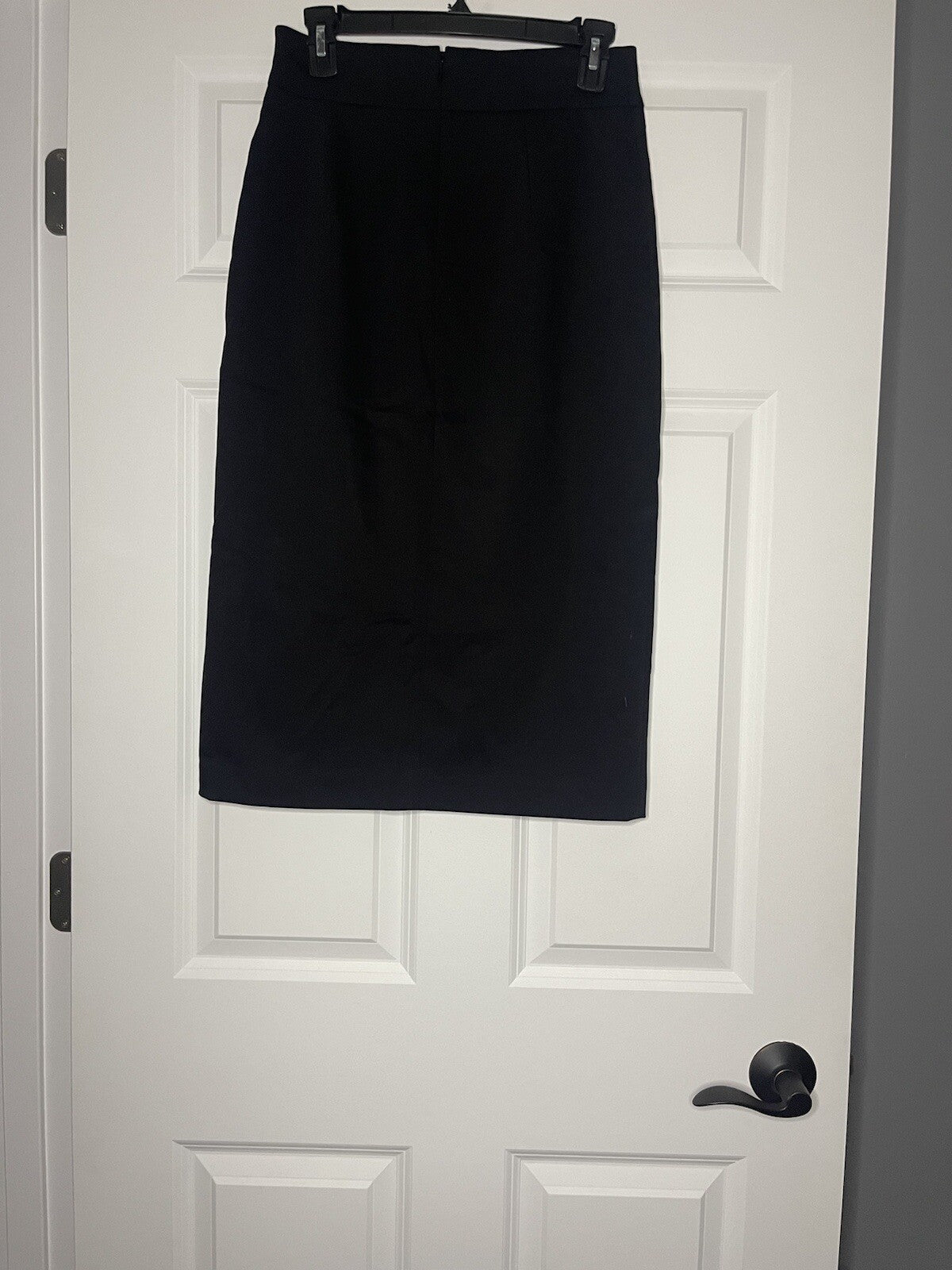 Bcbg maxazria black skirt size small 
