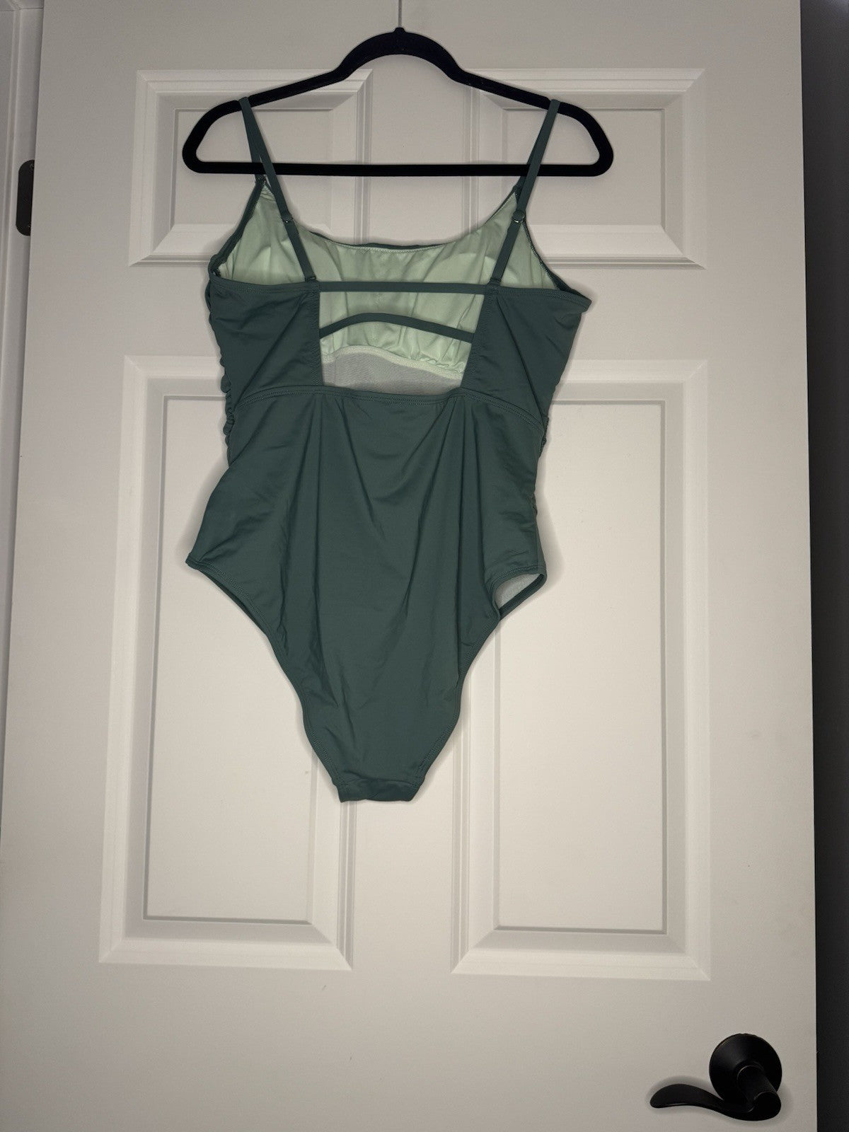 Cupshe Sculpt One Piece Swimsuit Xl Green Nwt 