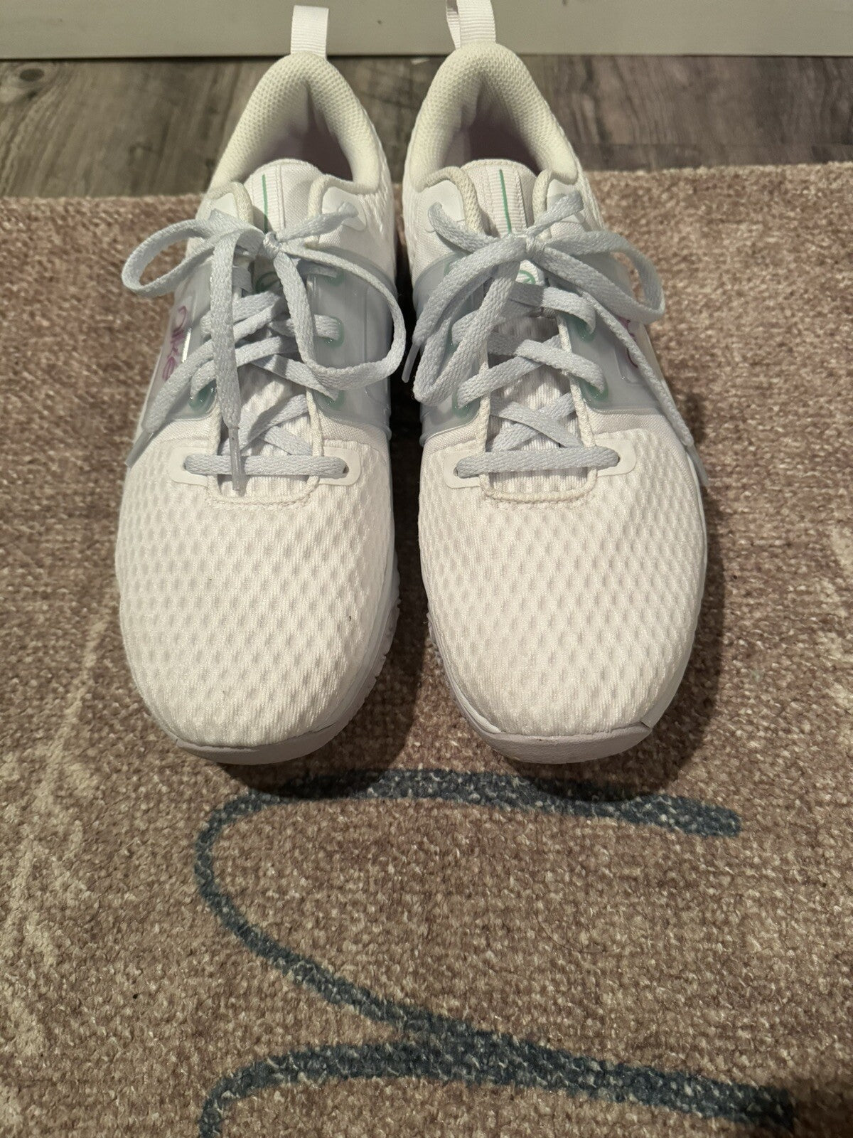 Nike Renew Sneakers Size 10 White Purple Green 