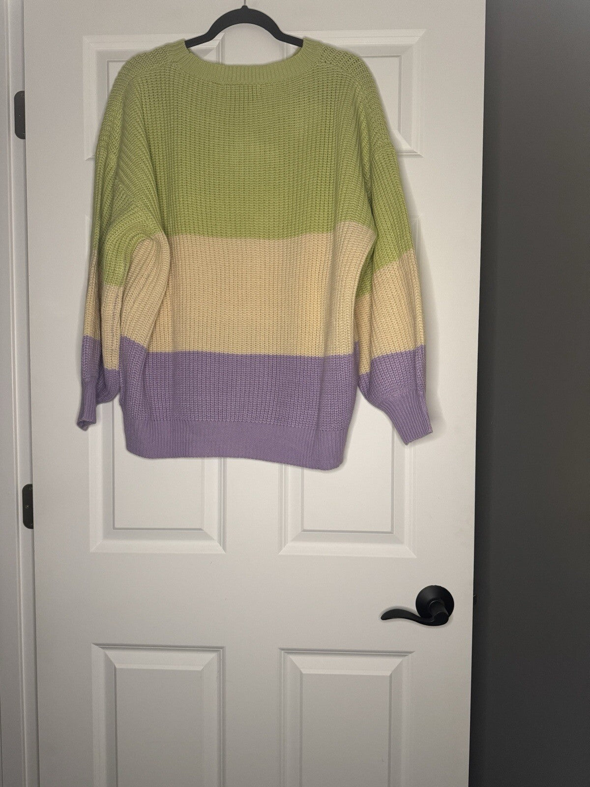 Vine And Love Large Knit Sweater Green Beige Purple 